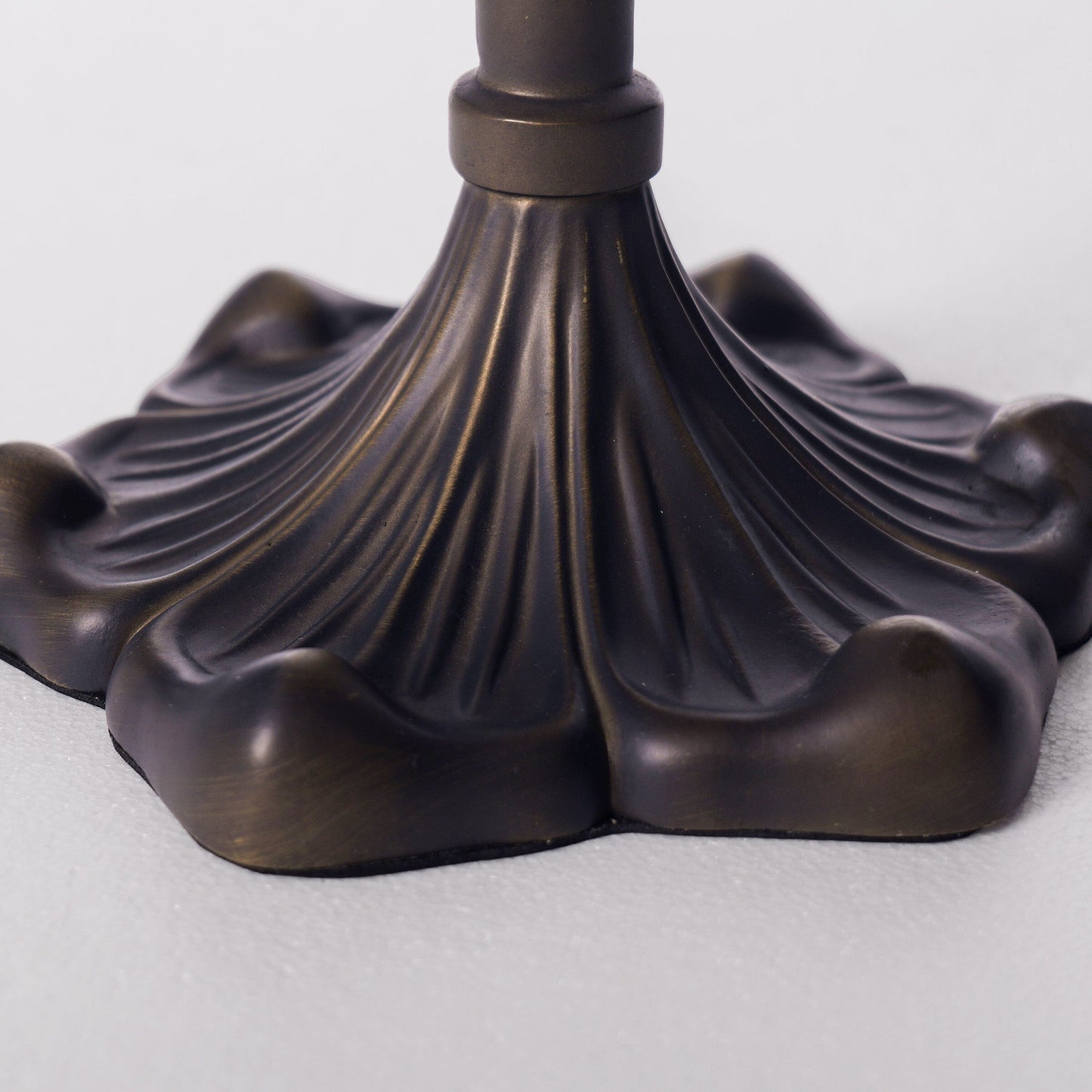 Lightsin Tiffany Table Lamp | Handcrafted Stained Glass Dragonfly Series Blue Dragonfly Lightsin UK