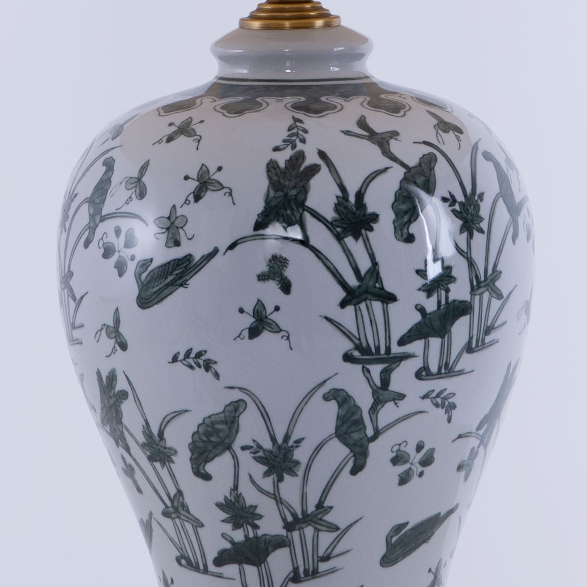 Classic Ceramic Table Lamp with Hand-Painted Lotus Pond Details Lightsin UK