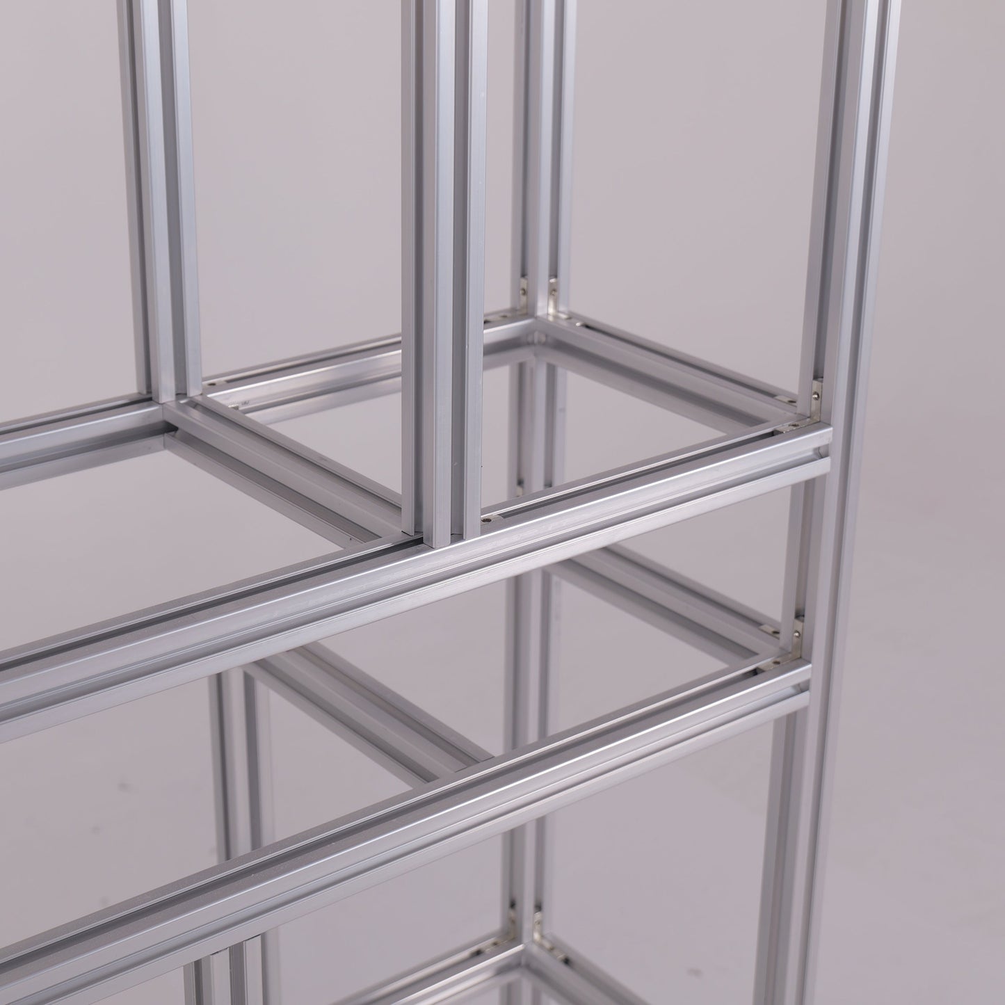 Smallbee Easy-to-Install Aluminum Profile Media Wall Frame