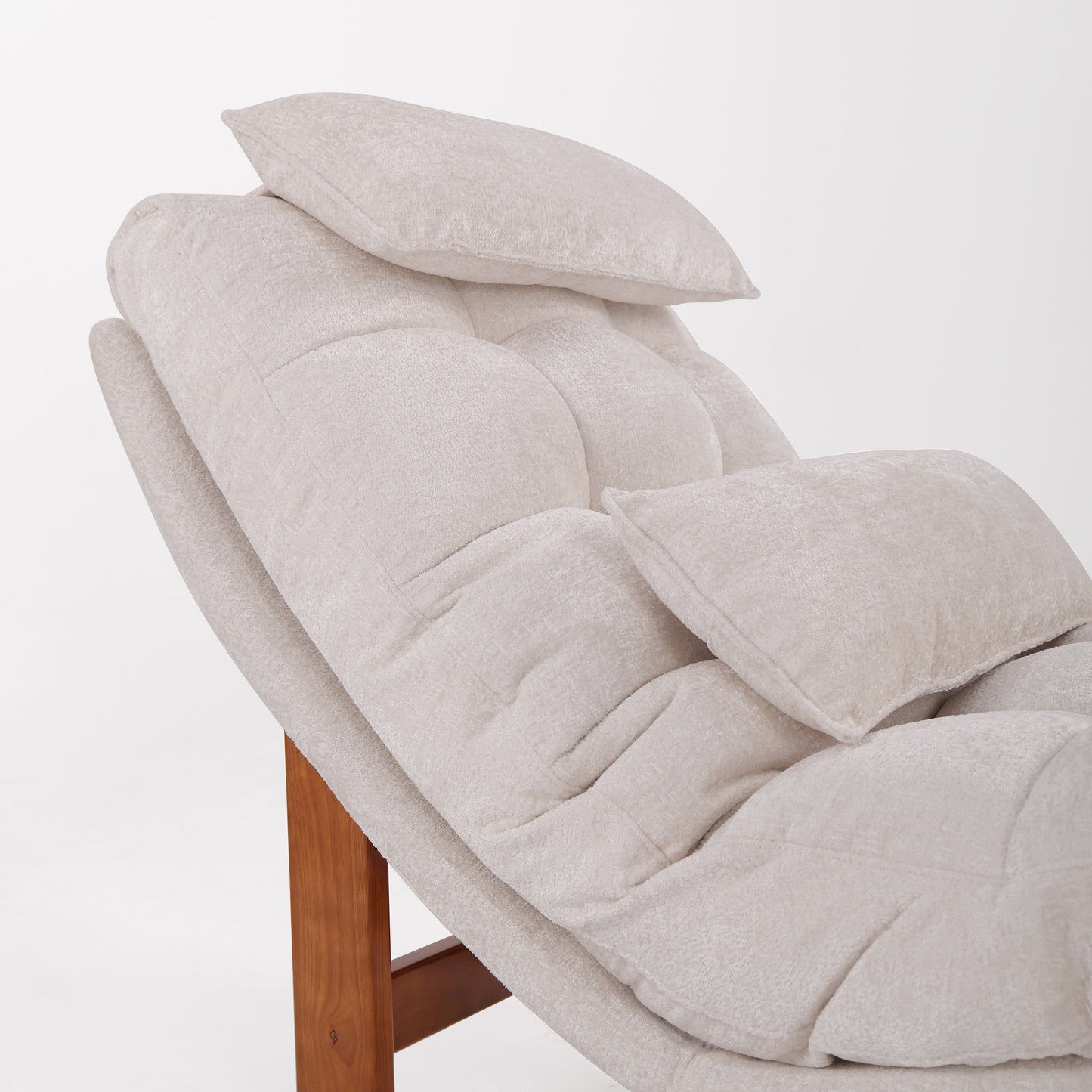 #Colour_White-Chenille