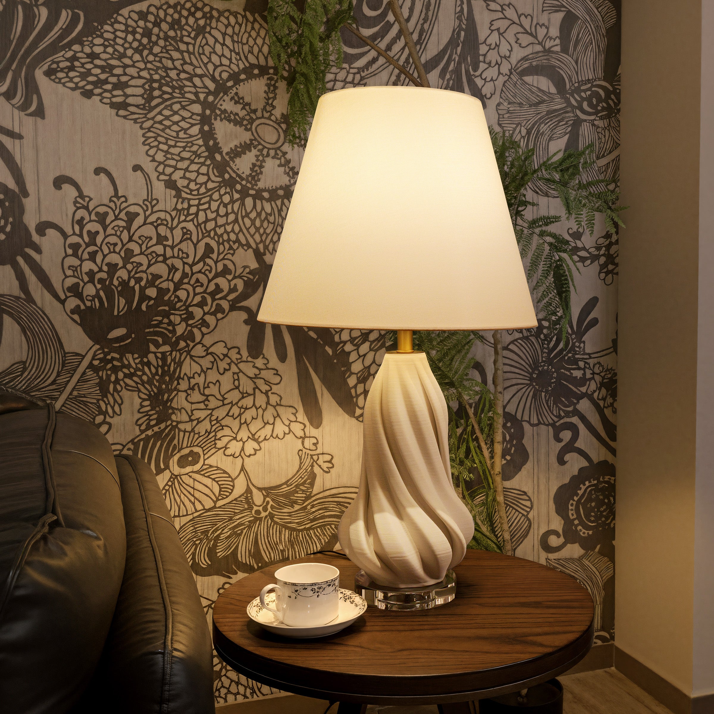 3D Pure White Ceramic Spiral Vase Table Lamp with Fabric Shade